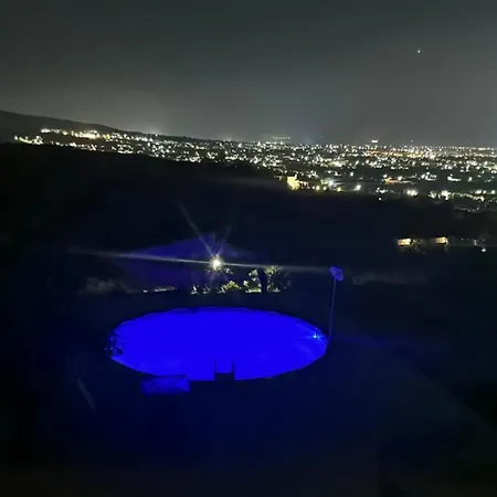 Yiorgos, Amazing Sunset View House プサリビ