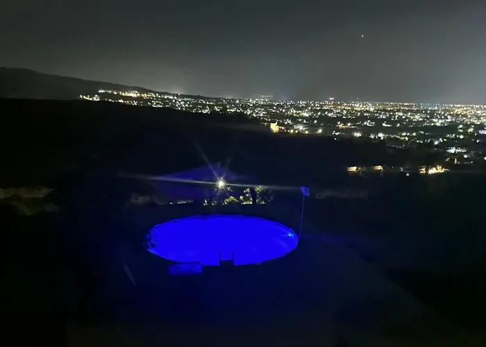 Yiorgos, Amazing Sunset View House بساليدي