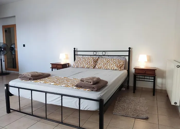 Yiorgos, Amazing Sunset View House Apartment